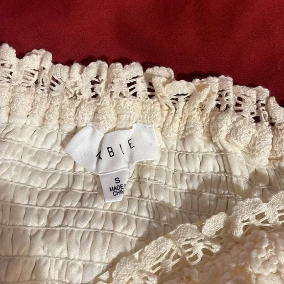 White lace set - Picture 5 of 5